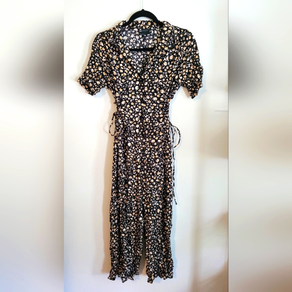 ASOS Design floral print jumpsuit, NWOT, size 8.